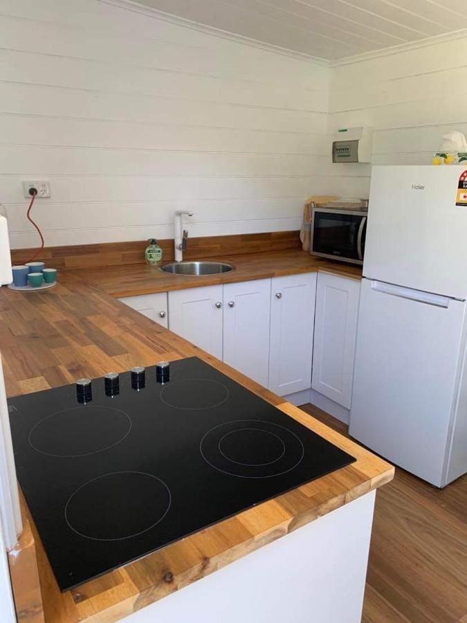 The Wandering Duck - Heritage Tiny House Strahan Exterior photo